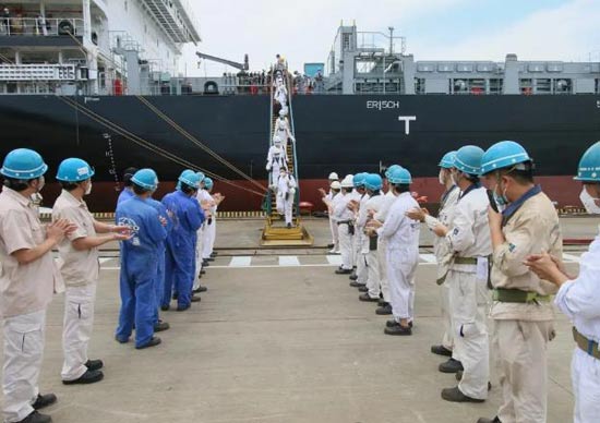 广东中远海运重工顺利完成1750TEU集装箱船系列7号船试航