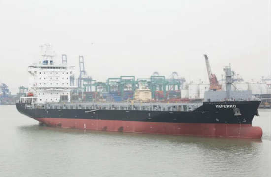 广东中远海运重工成功交付第六艘1750TEU集装箱船