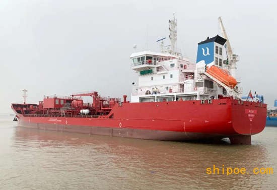 扬州金陵船厂9900吨不锈钢化学品4#船试航归来