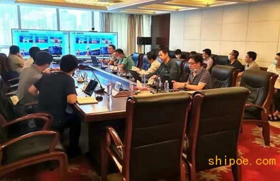 上海中远海运重工携手业内同行开展LNG双燃料动力船改装技术交流