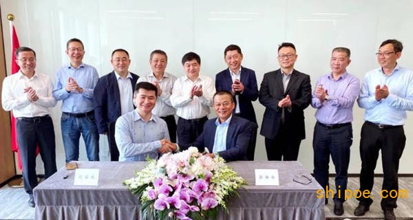 扬子江船业与老虎燃气签署了2艘LNG罐箱甲板船建造合同（含8艘选择船
