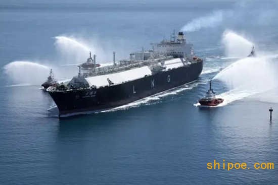 沪东中华建造大鹏系列LNG船交付货物达600船次3900万吨