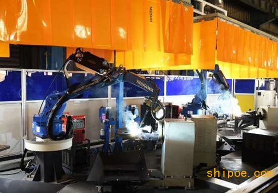 机器人在船舶行业显身手！江南造船首个吊马智能工作站启动运行
