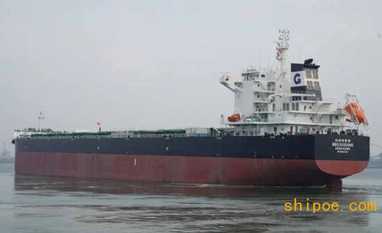 天津新港为国银金融租赁建造的82000载重吨散货船6号船试