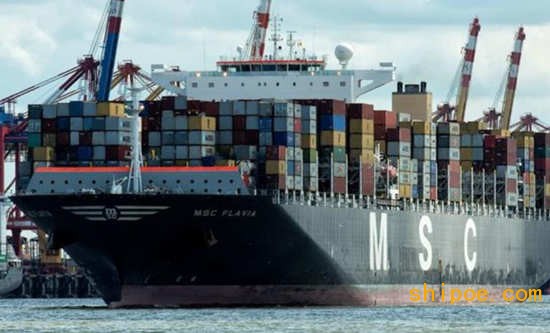 一满载中国出口货物的集装箱船，11名船员在宁波确诊新冠肺炎