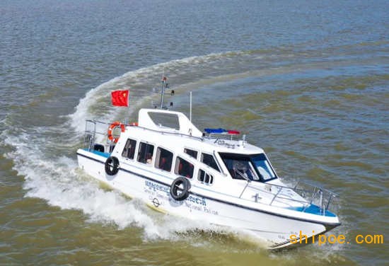 江龙船艇批量交付澜湄执法中心高速巡逻艇