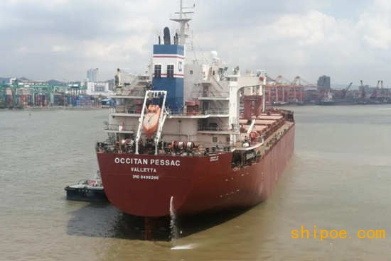 广东中远海运重工首次自主完成压载水系统改装工程