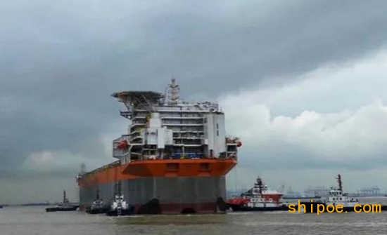 外高桥造船今年完工交船355万载重吨全国第一