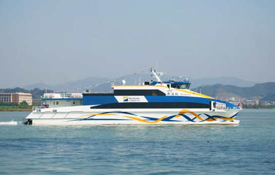 珠海九洲蓝色干线238客位铝合金高速客船“新海驰”轮成功交付