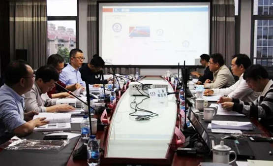 CCS上海规范研究所召开了《超大型集装箱船船型技术研究》结题评审会