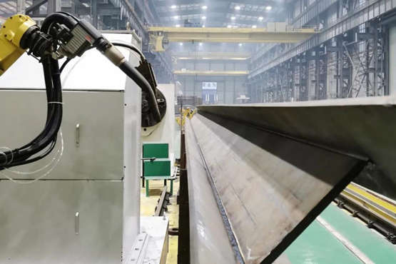 武汉船机：CMT焊接机器人成功应用于海工吊撑杆制作
