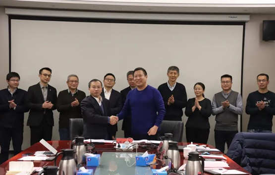 青岛造船厂与中国七〇八所签订《战略合作框架协议》