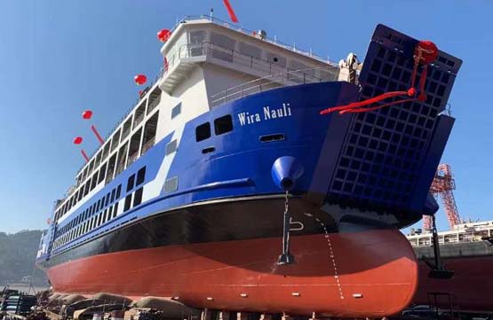 理工船舶设计 回浦船舶92m客滚船“Wira Nauli”上水