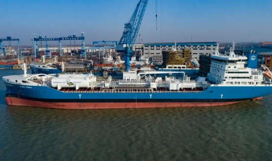扬州金陵交付16300吨双燃料化学品船