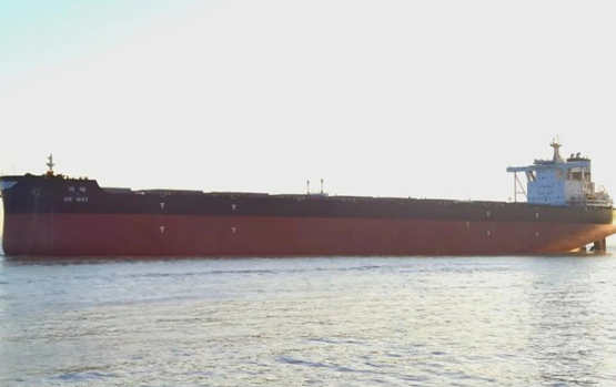 外高桥造船21万吨散货船H1482船试航凯旋