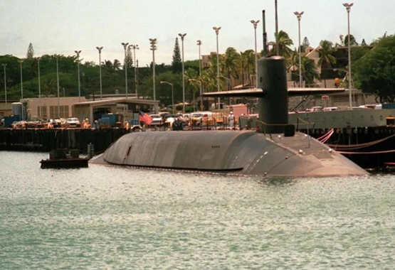 美军战略导弹核潜艇爆发疫情，已有一人死亡