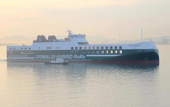 南京金陵船厂为Grimaldi建造的第4艘7800米车道货物滚装船首航