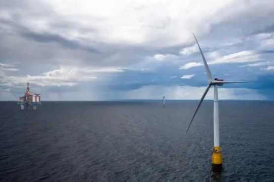康士伯海事为世界上最大的海上浮动风电场提供设备