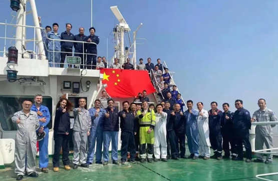 沪东中华造船建造23000TEU双燃料集装箱船