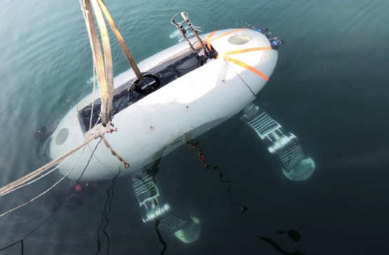 国家重点研发计划项目“深海爬游混合型无人潜水器研制”通过浅海试验验收