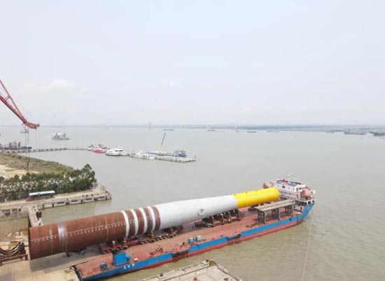 黄埔文冲交付首套为粤东地区打造的“重量级”海上风电单桩