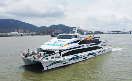 江龙承建舟山市40米级/280客位双体高速客船成功试航