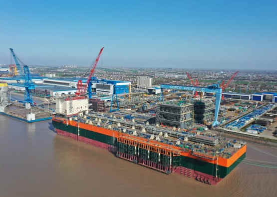 启东中远海运海工项目生产建造阔步前进