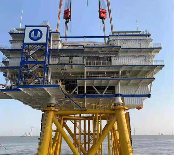 振华重装承建三峡新能源江苏如东H6、H10海上升压站顺利完成海上吊装