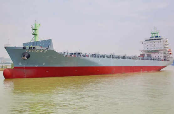 广东中远海运重工一艘1750TEU集装箱船成功完成试航节点